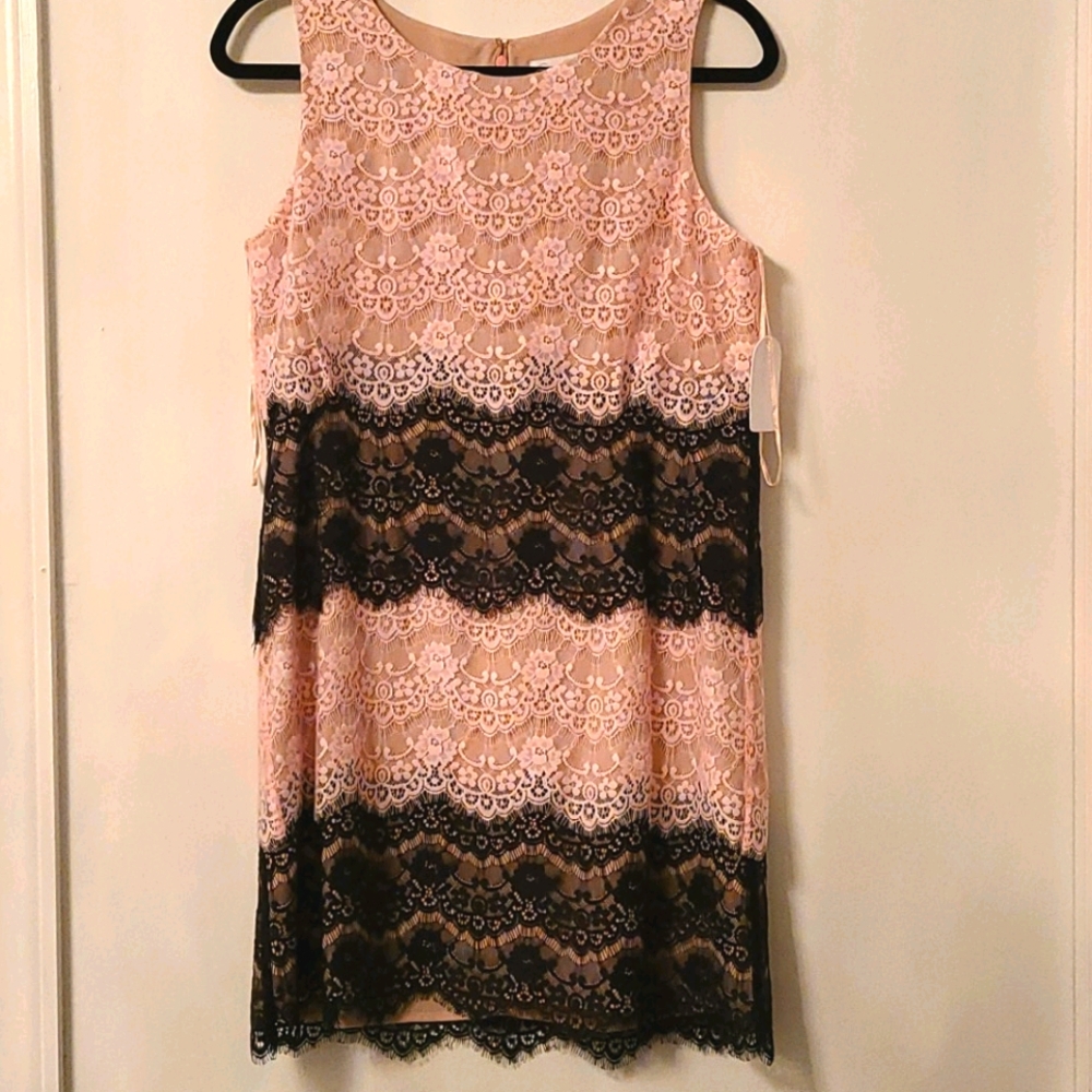 NWT Jessica Simpson lace tiered cocktail dress